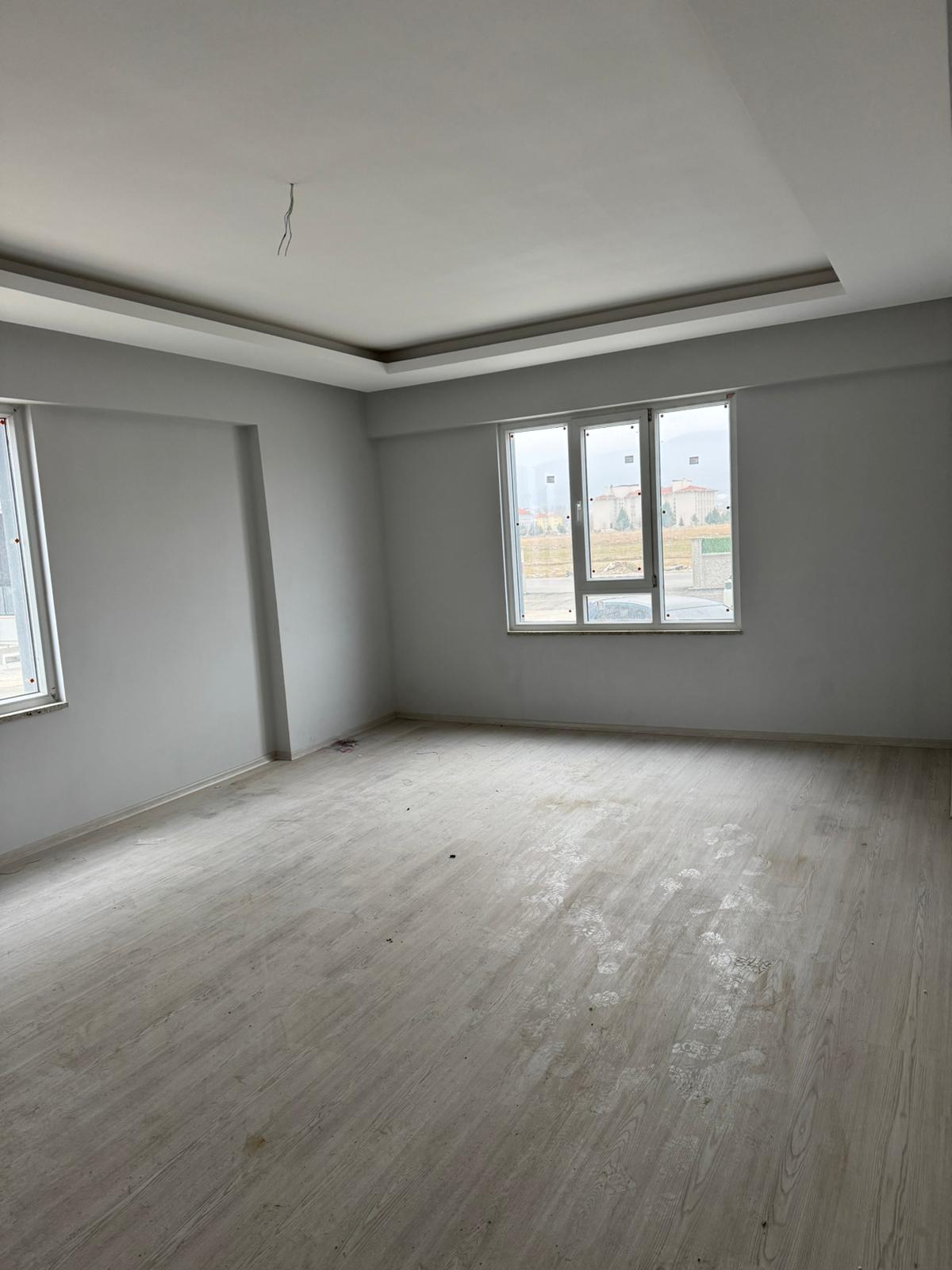 ME KA GROUP'TAN ZAFER YAŞAM KONUTLARINDA SATILIK 4+1 LÜX DAİRE