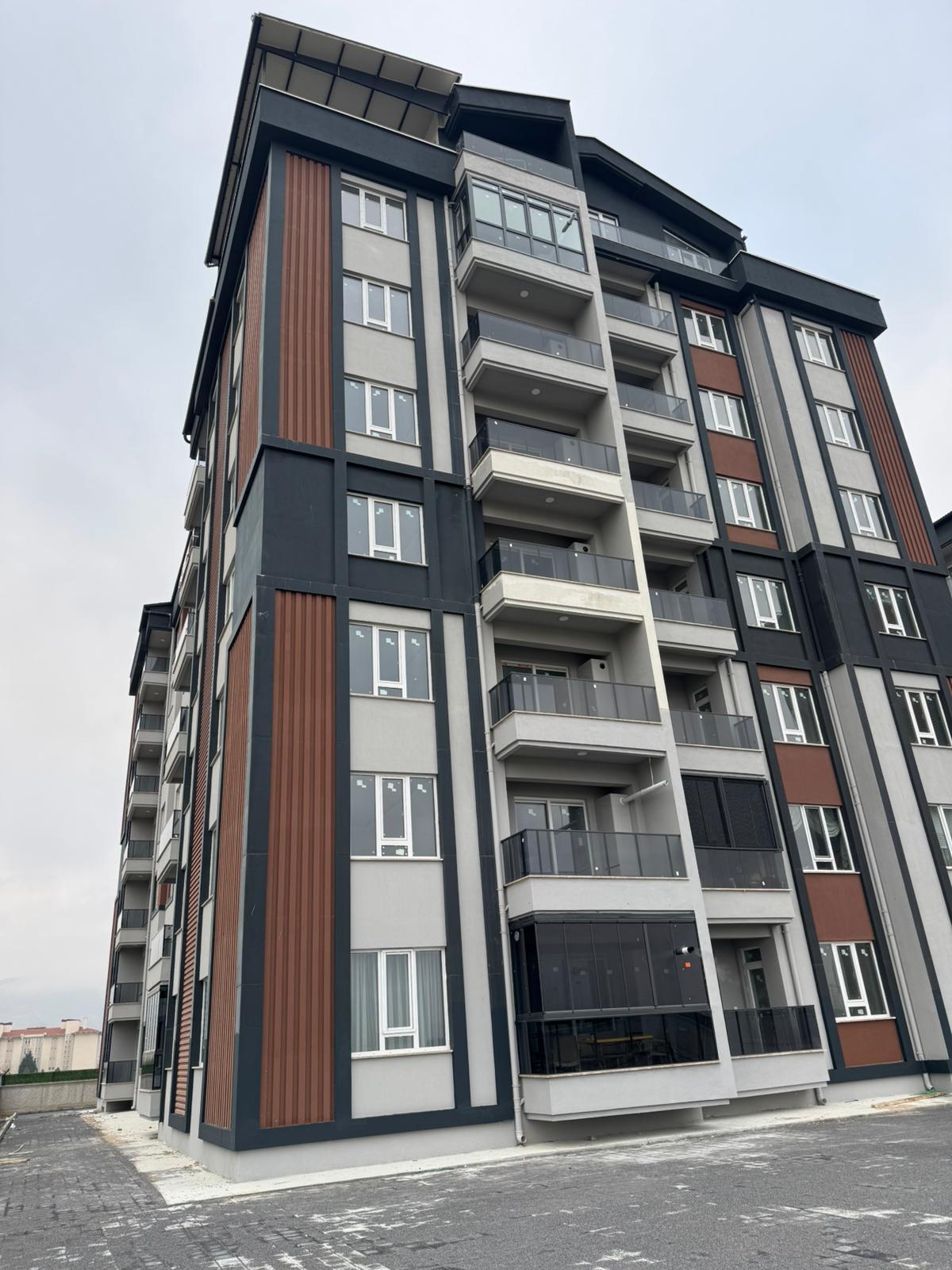 ME KA GROUP'TAN ZAFER YAŞAM KONUTLARINDA SATILIK 4+1 LÜX DAİRE