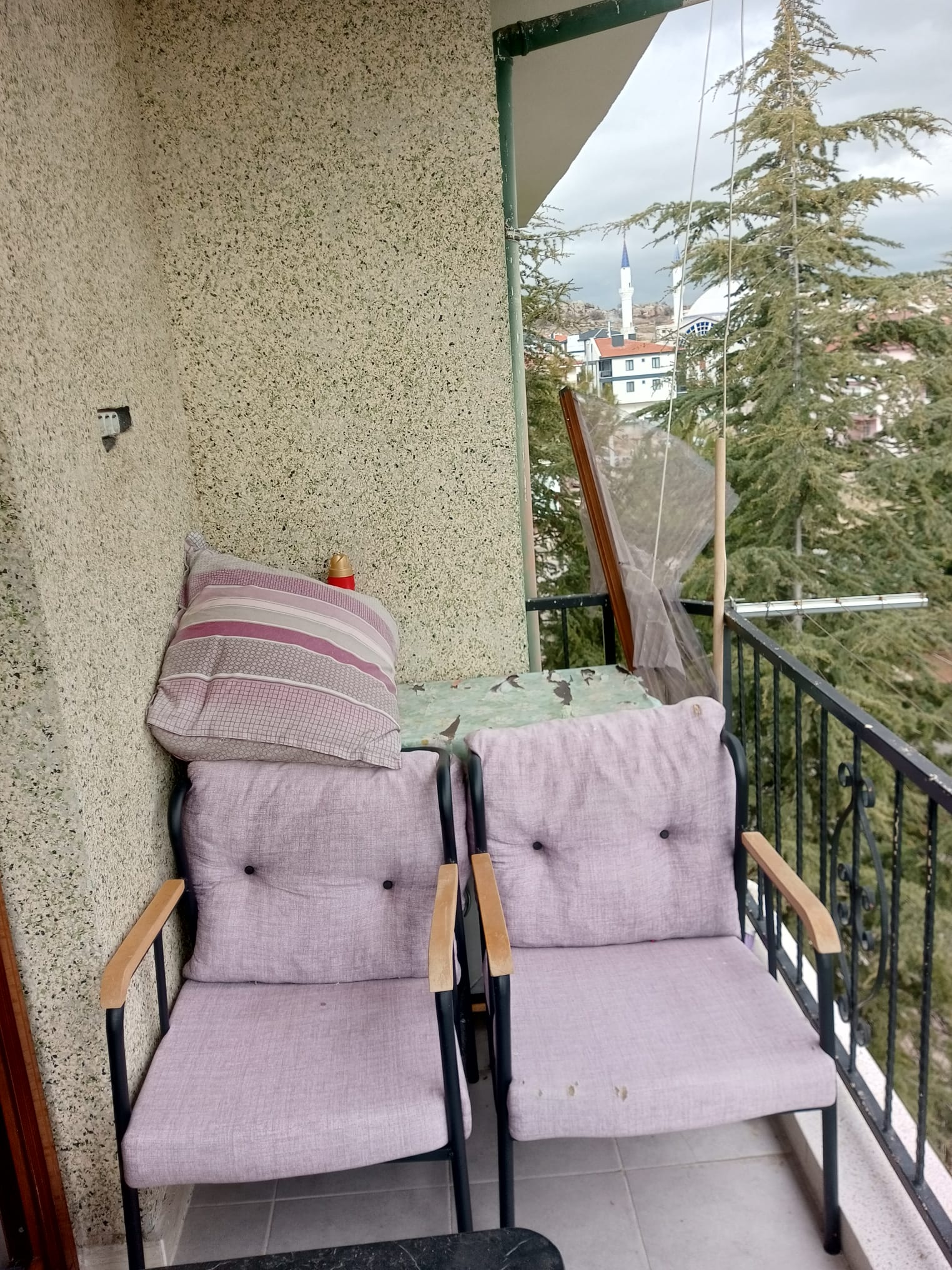 AFYON MERKEZ KANLICA MAH 3+1 SATILIK DAİRE