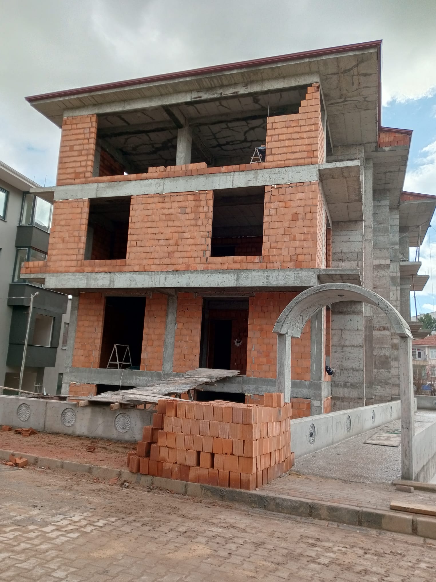 ME-KA GROUP DAN ESENTEPEDE 3+1 - 2+1 