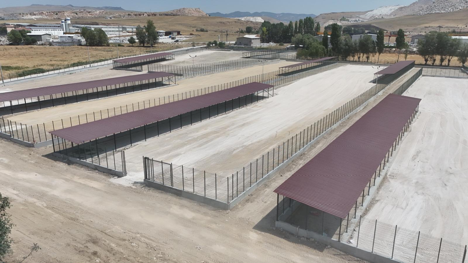 AFYONKARAHİSAR İSCEHİSAR BELEDİYESİ SOKAK HAYVANLARI DOGAL YAŞAM ALANI  REHABİLİTASYON MERKEZİ YAPIMI PROJESİ